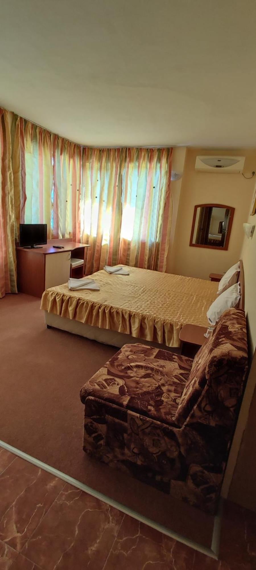 Family Hotel Mimosa Tsarevo Esterno foto